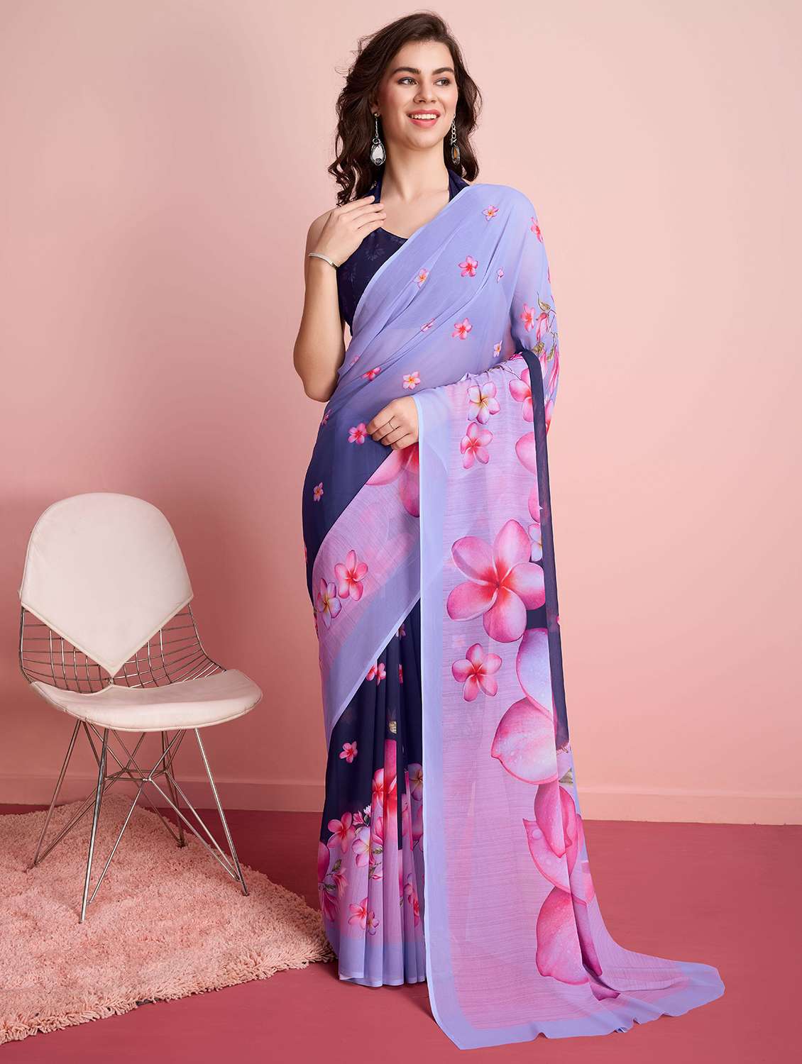 women printed casual wear saree with blouse - 21911834 -  Zoom Image - 0