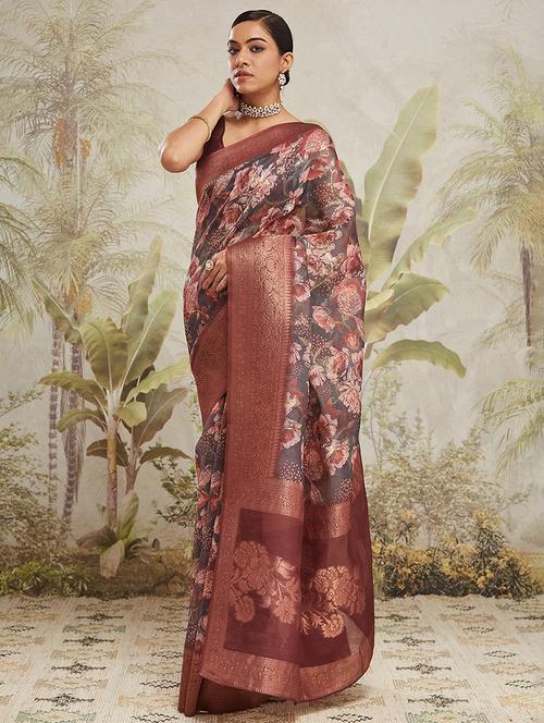 women floral printed bordered saree with blouse - 21911847 - Standard Image - 0