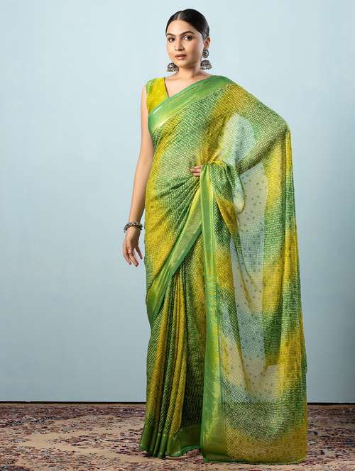 women printed casual wear saree with blouse - 21912359 -  Standard Image - 0