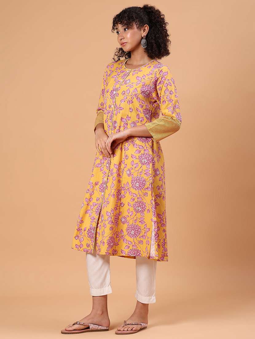 women floral printed three quarter sleeve a-line kurta - 21912451 -  Standard Image - 2