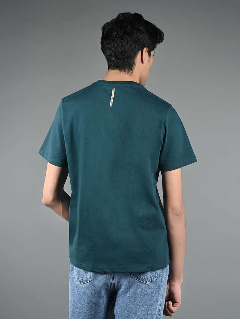 men chest print round neck regular fit t-shirt - 21913093 -  Standard Image - 2