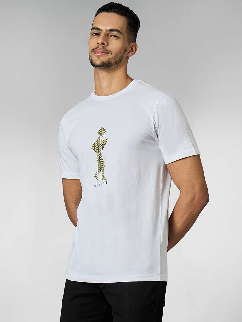 men front print round neck regular fit t-shirt - 21913127 -  Standard Image - 2
