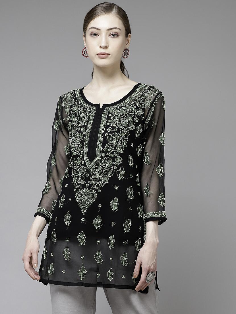 women three quarter sleeve chikankari straight kurti - 21913180 -  Zoom Image - 0