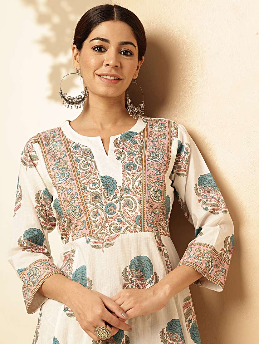 women three quarter sleeve kurta palazzo set - 21913245 -  Standard Image - 2