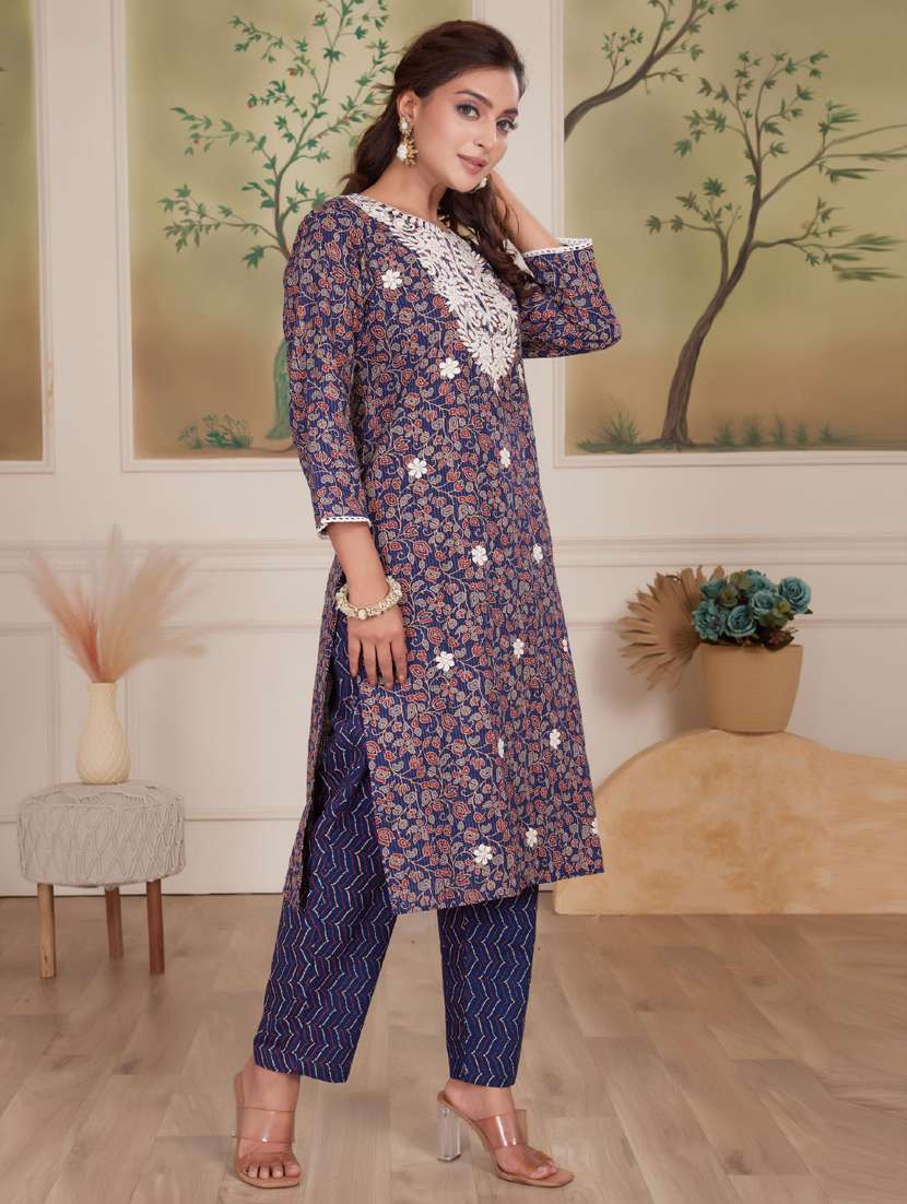 women three quarter sleeve kurta pant with dupatta set - 21916155 -  Standard Image - 2
