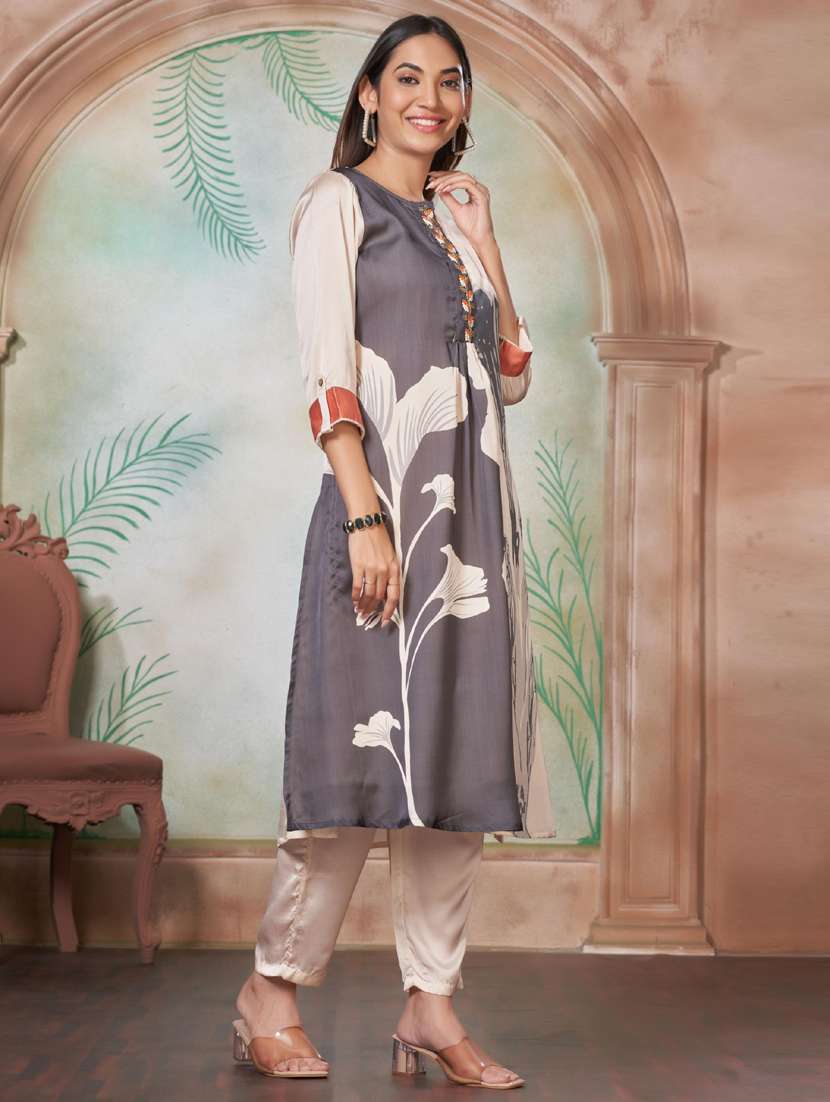 women three quarter sleeve kurta pant set - 21916160 -  Standard Image - 2