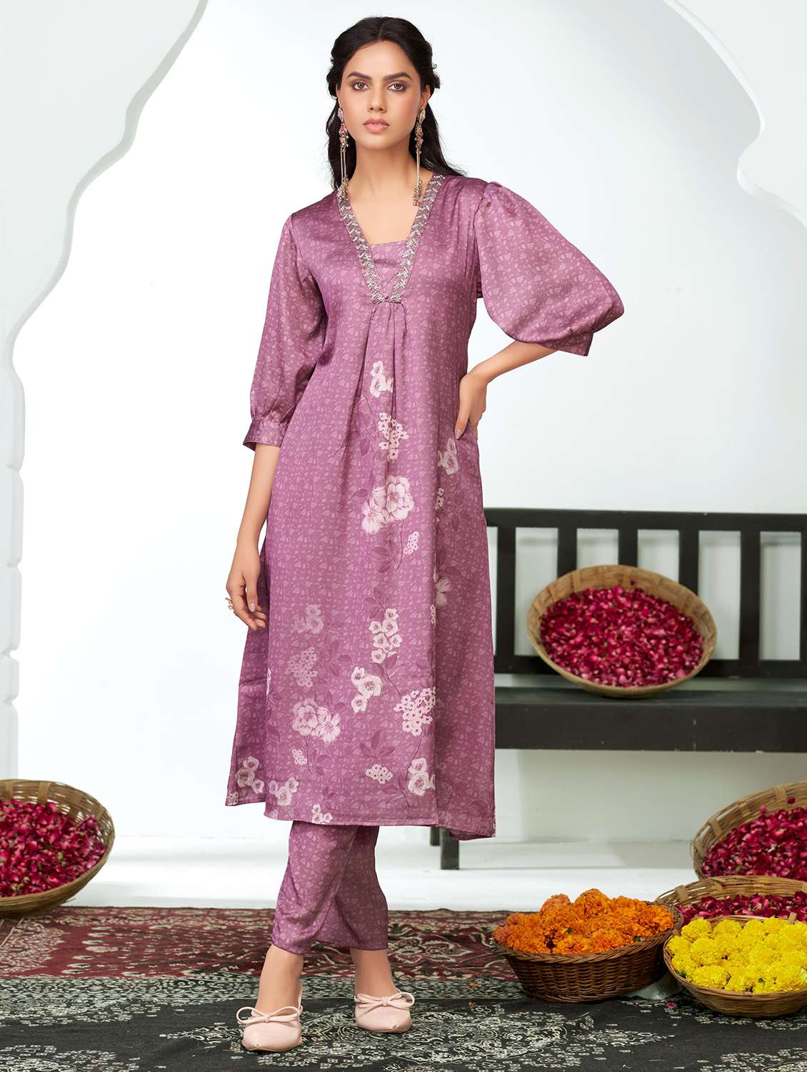 women three quarter sleeve kurta pant set