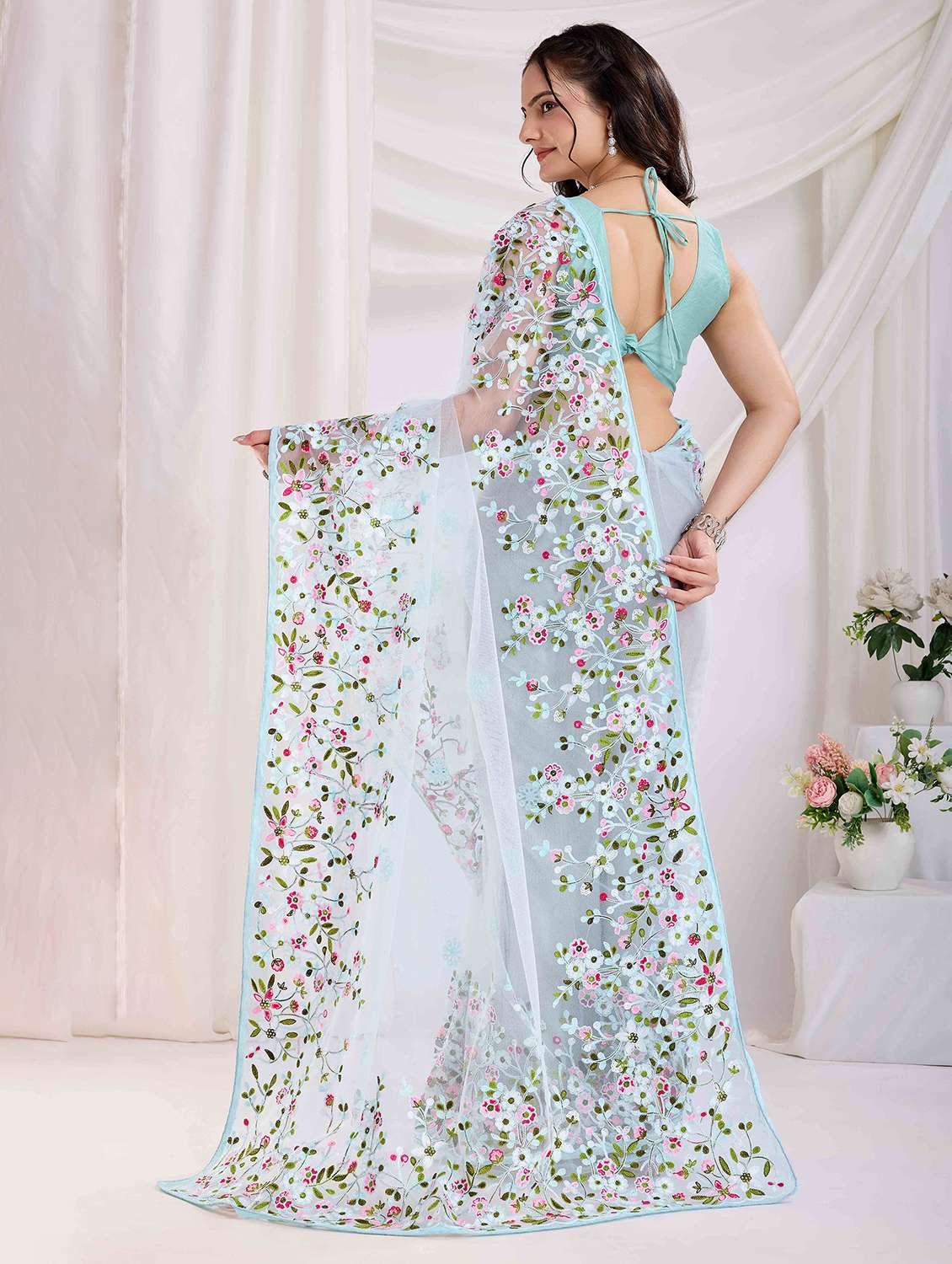 women floral embroidered saree with blouse - 21916260 -  Standard Image - 2