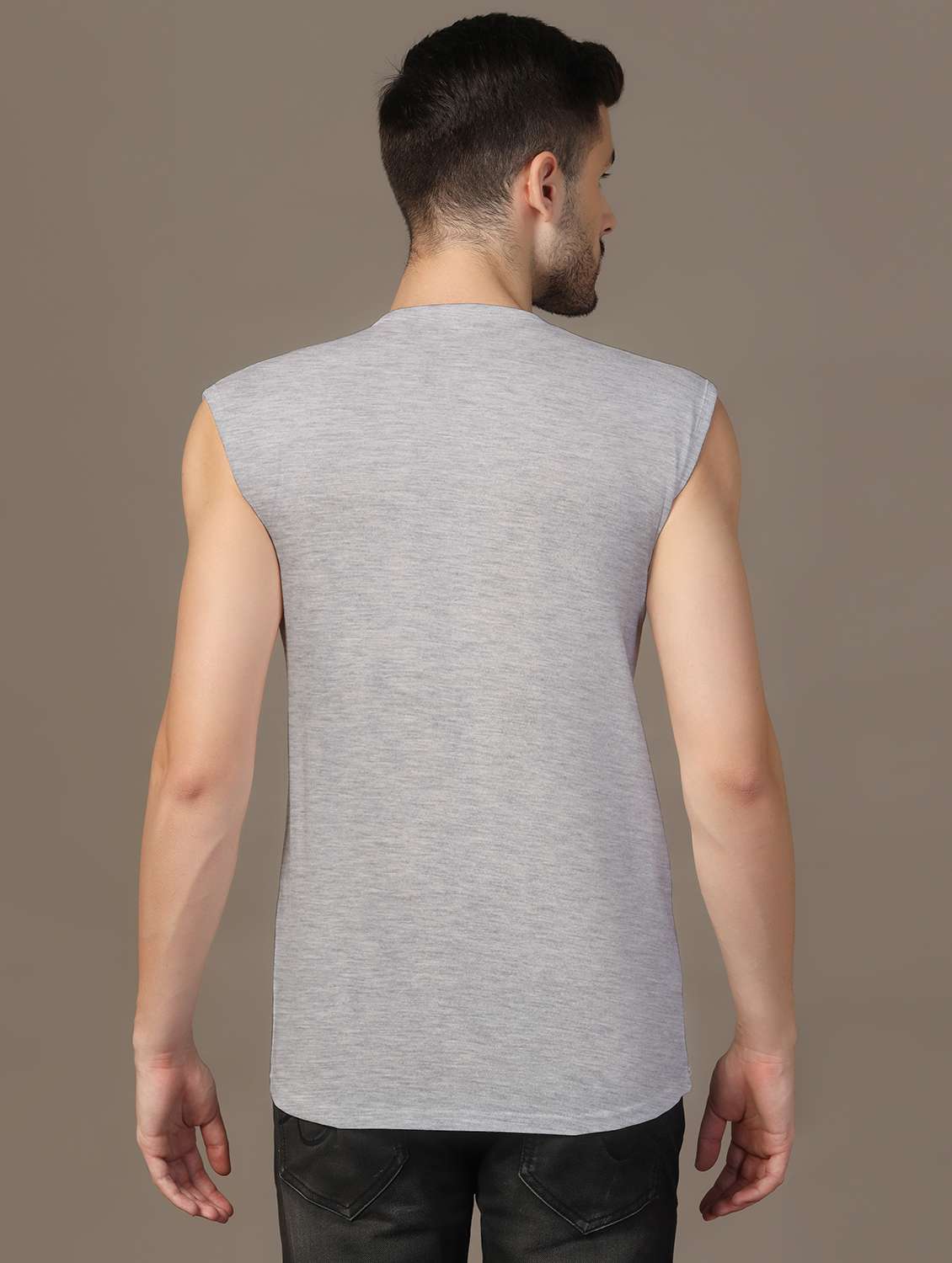 men solid round neck sleeveless t-shirt - 21916317 - Standard Image - 2
