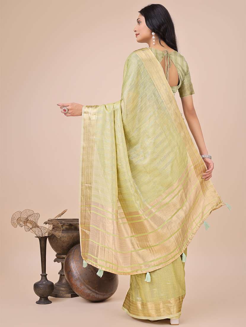 women solid with bordered saree with blouse - 21916637 -  Standard Image - 2