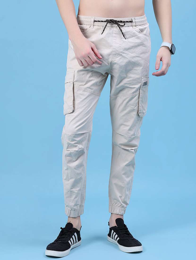 men solid mid rise regular fit cargo - 21916799 -  Standard Image - 2