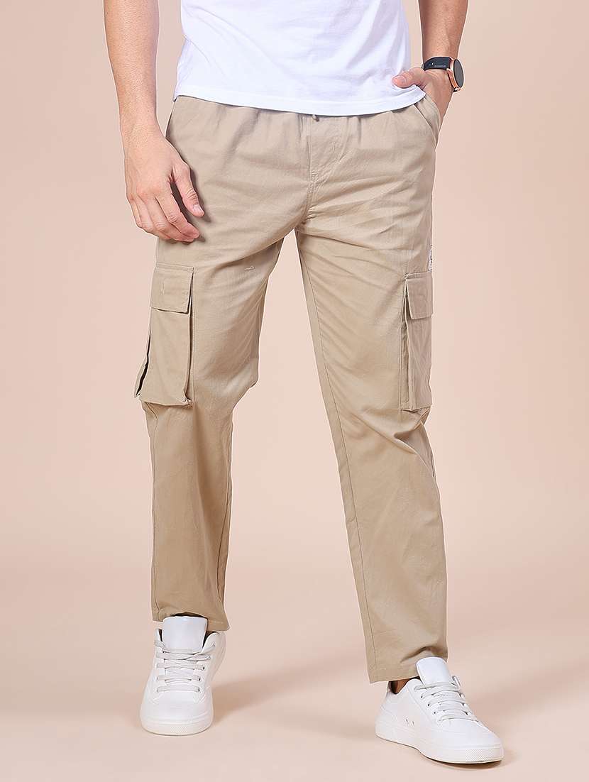 men solid mid rise regular fit cargo