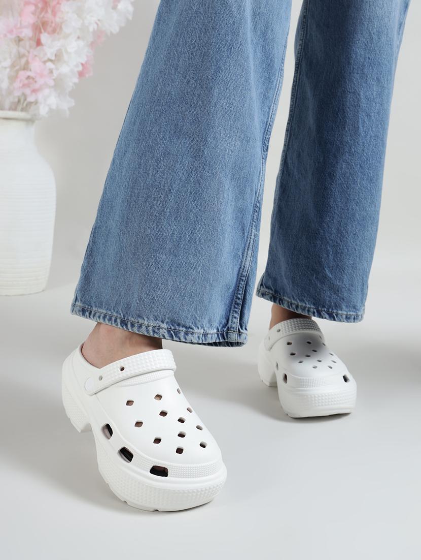 women solid slip on clogs - 21917866 - Standard Image - 7