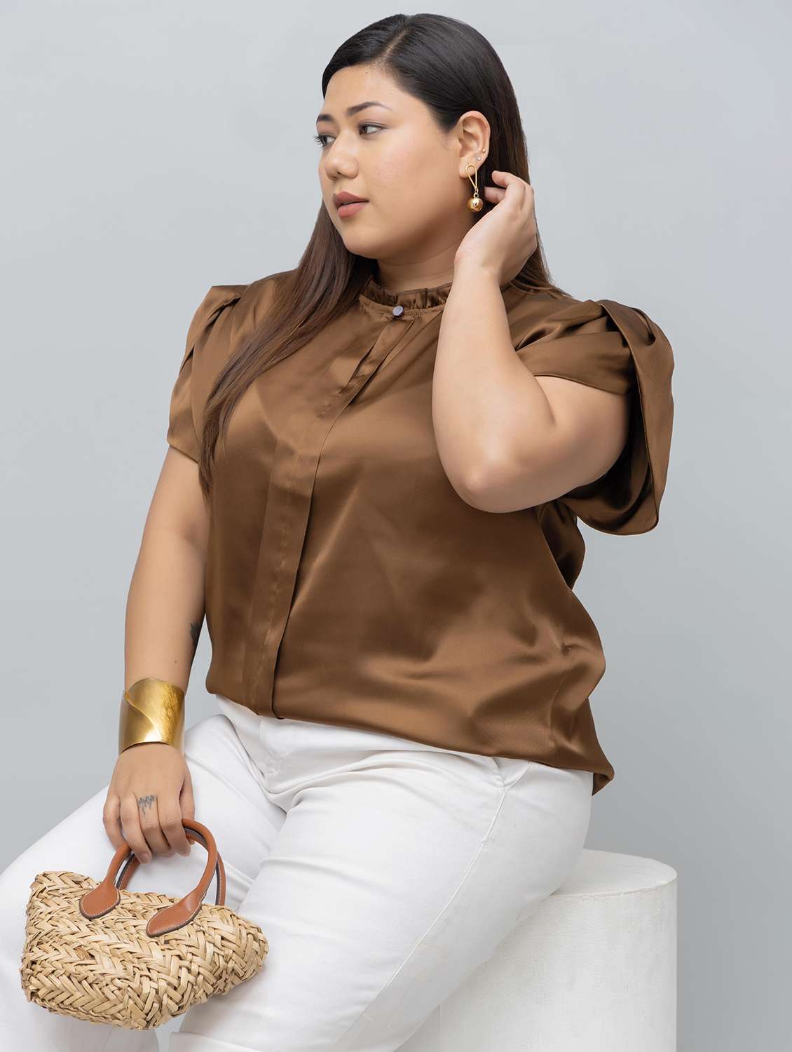women plus size solid puff sleeves top