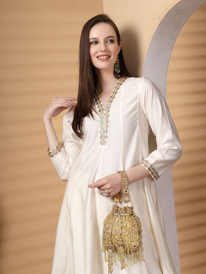 women mirror work & embellished potli bag - 21918688 - Standard Image - 7