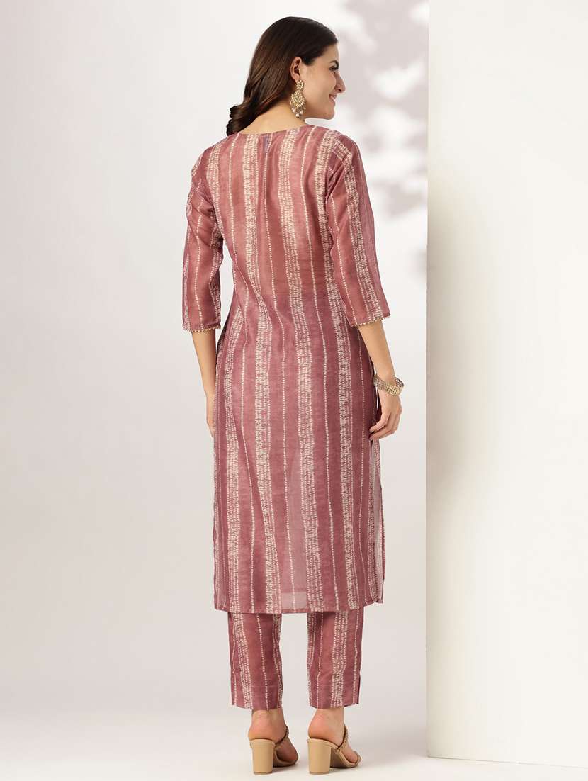 women three quarter sleeve kurta pant set - 21918798 -  Standard Image - 2