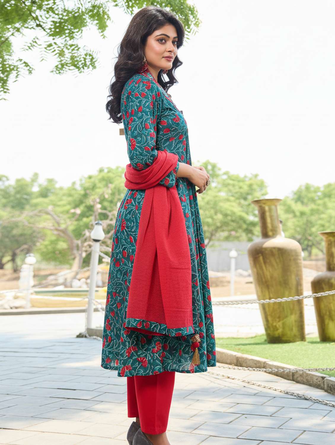 women three quarter sleeve kurta pant with dupatta set - 21918856 -  Standard Image - 2