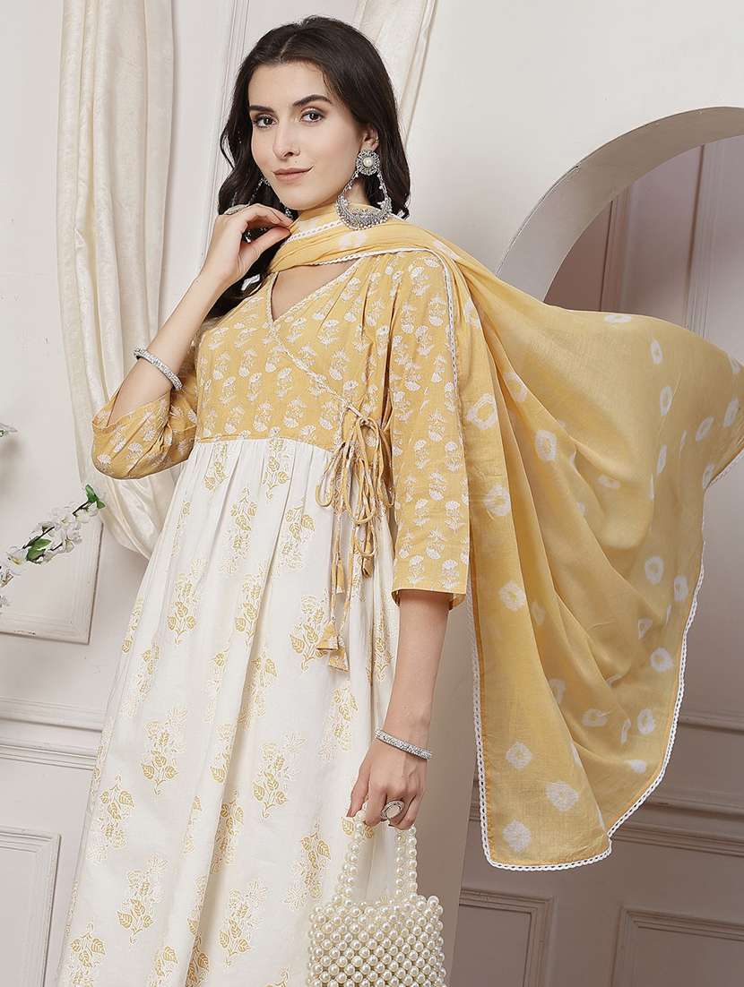 women three quarter sleeve kurta pant with dupatta set - 21918860 -  Standard Image - 2