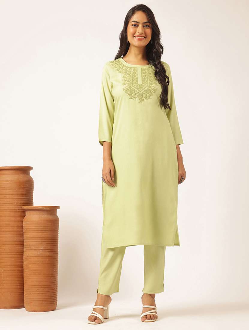 women three quarter sleeve kurta pant set
