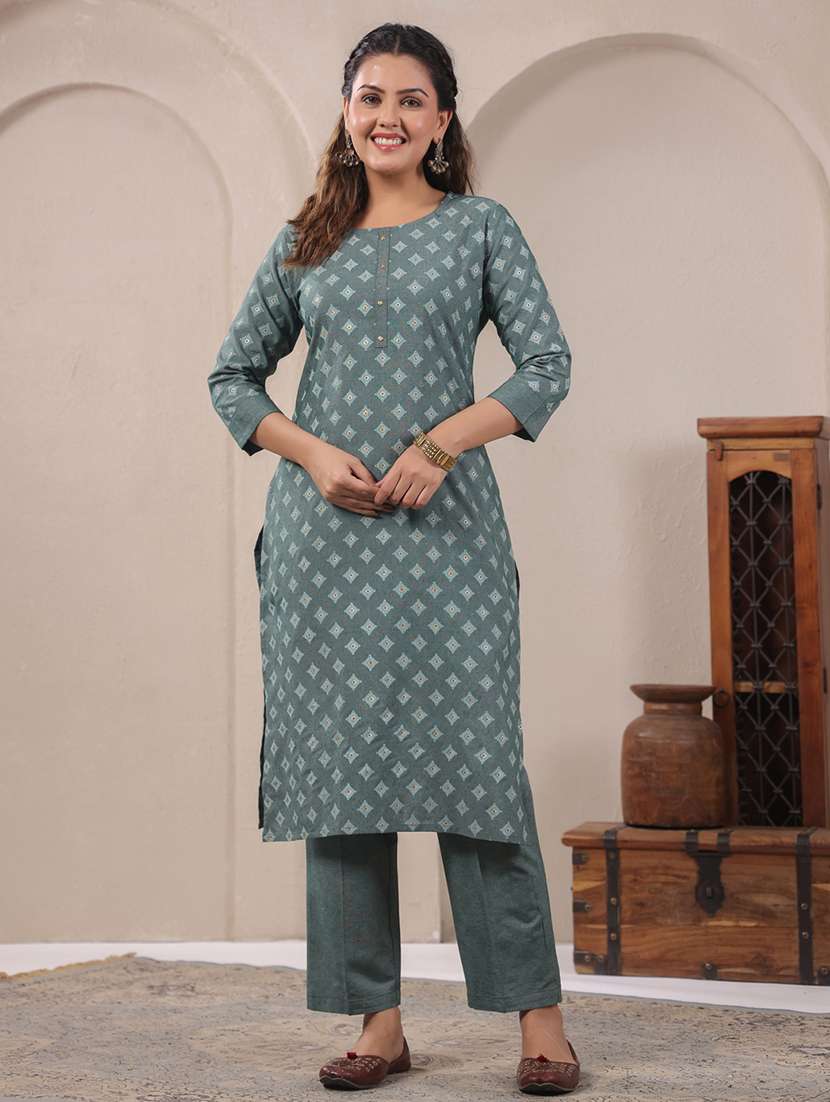 women printed three quarter sleeve kurta pant  set