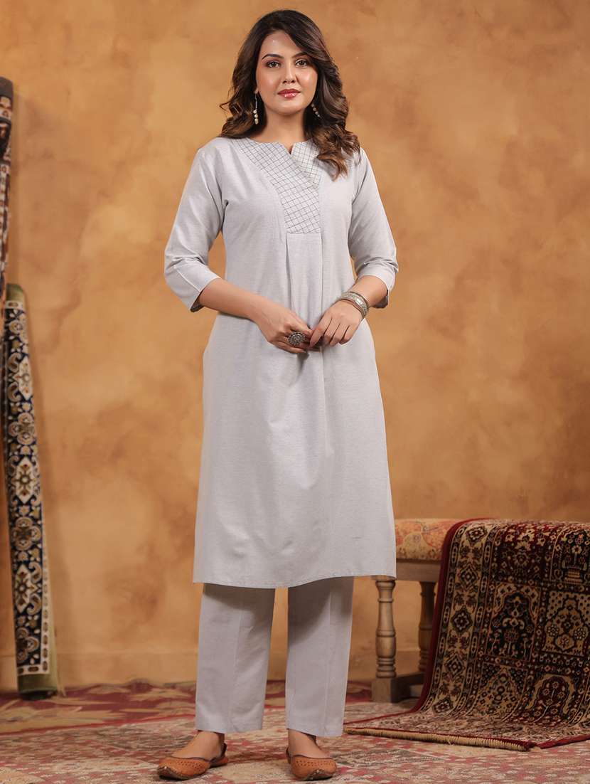 women solid three quarter sleeve kurta pant  set