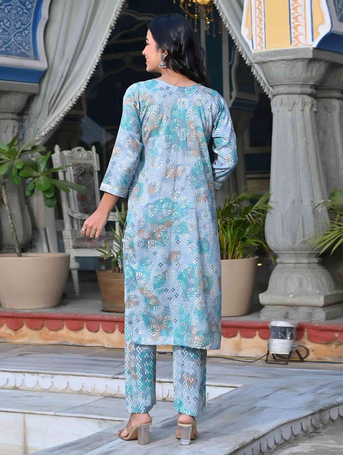women three quarter sleeve kurta pant with dupatta set - 21919888 - Standard Image - 2