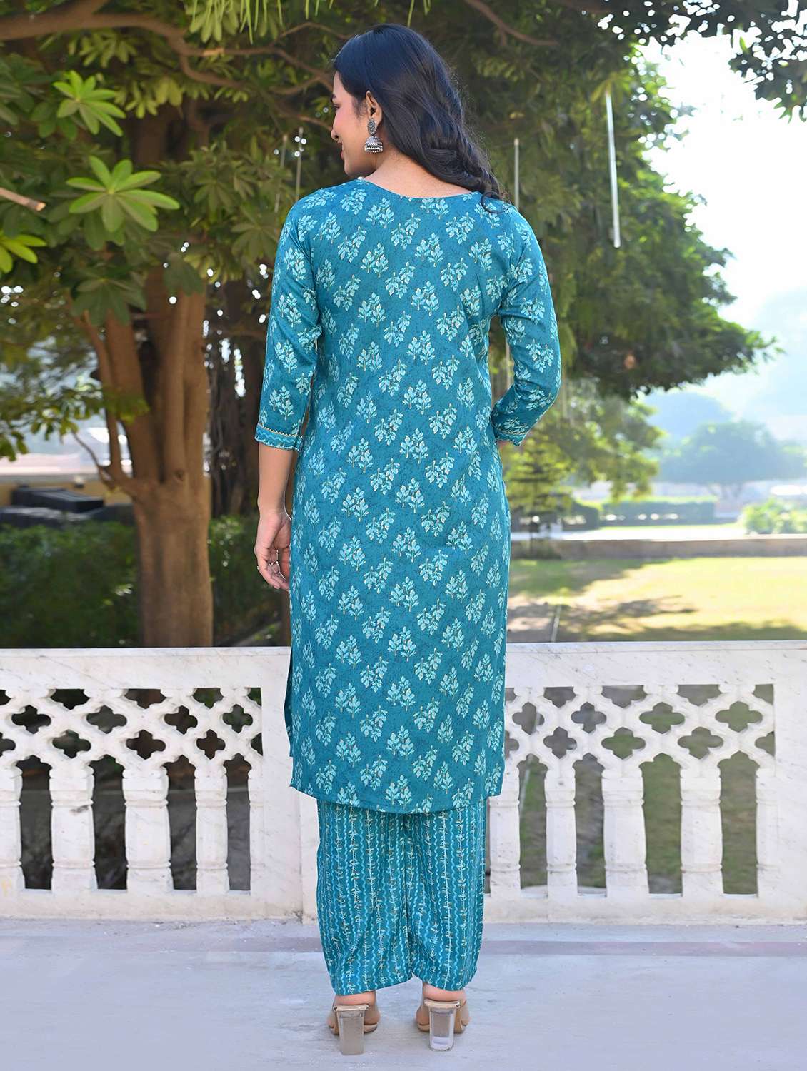 women three quarter sleeve kurta pant with dupatta set - 21919892 -  Standard Image - 2