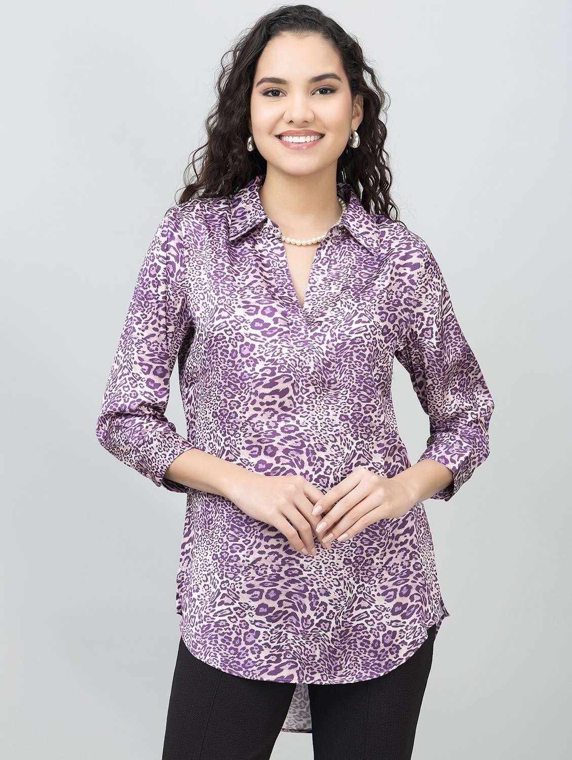 women animal printed collared high low top