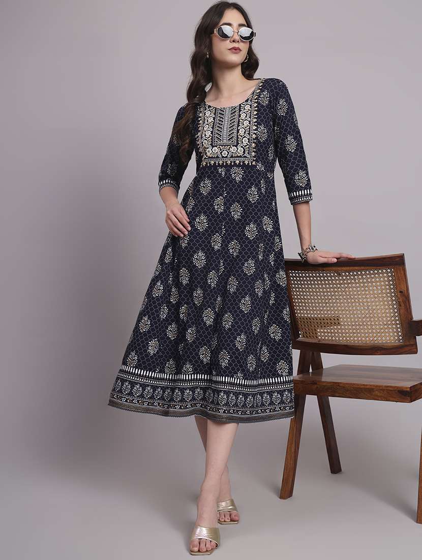 women three quarter sleeve ethnic dress