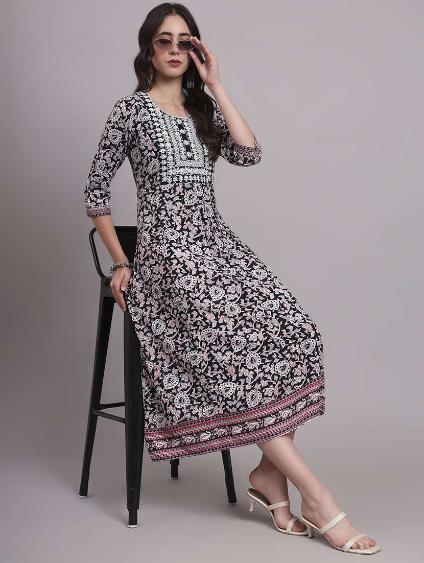 women three quarter sleeve ethnic dress