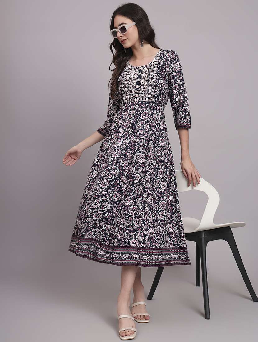 women three quarter sleeve ethnic dress