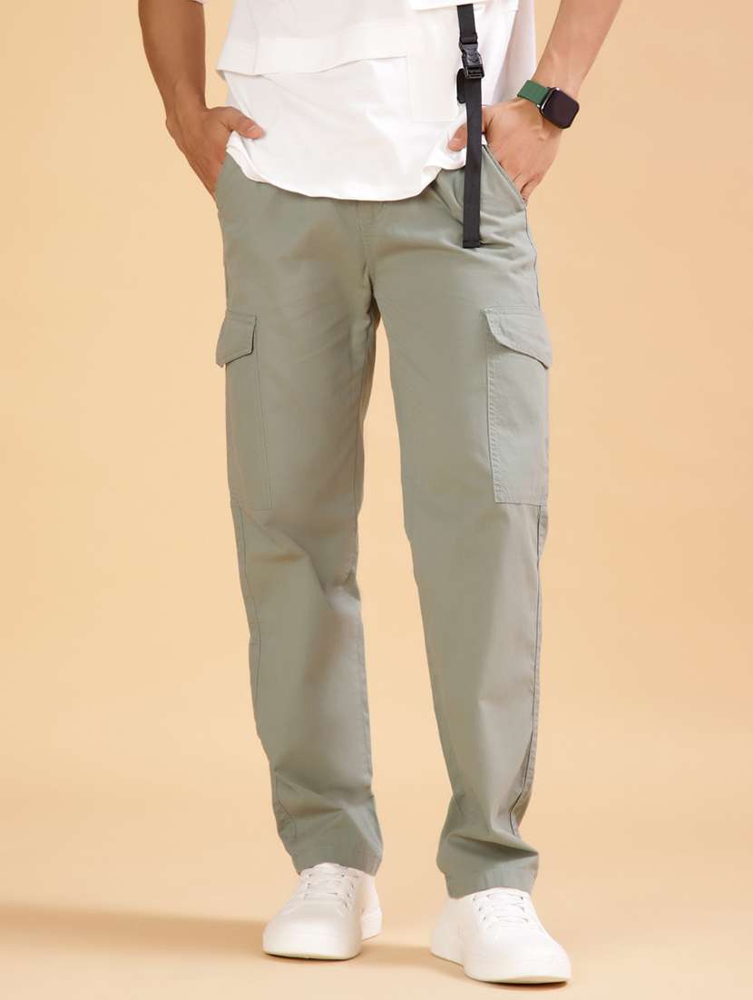 men solid mid rise cargo