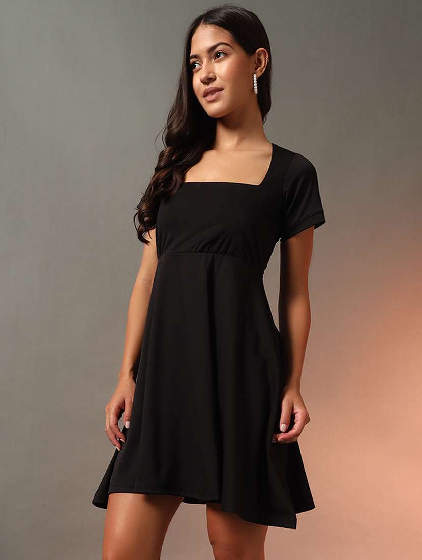 women solid square neck fit & flare dress
