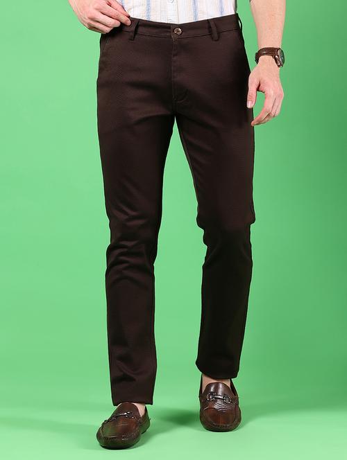 men solid mid rise regular fit chinos - 21922875 - Standard Image - 0