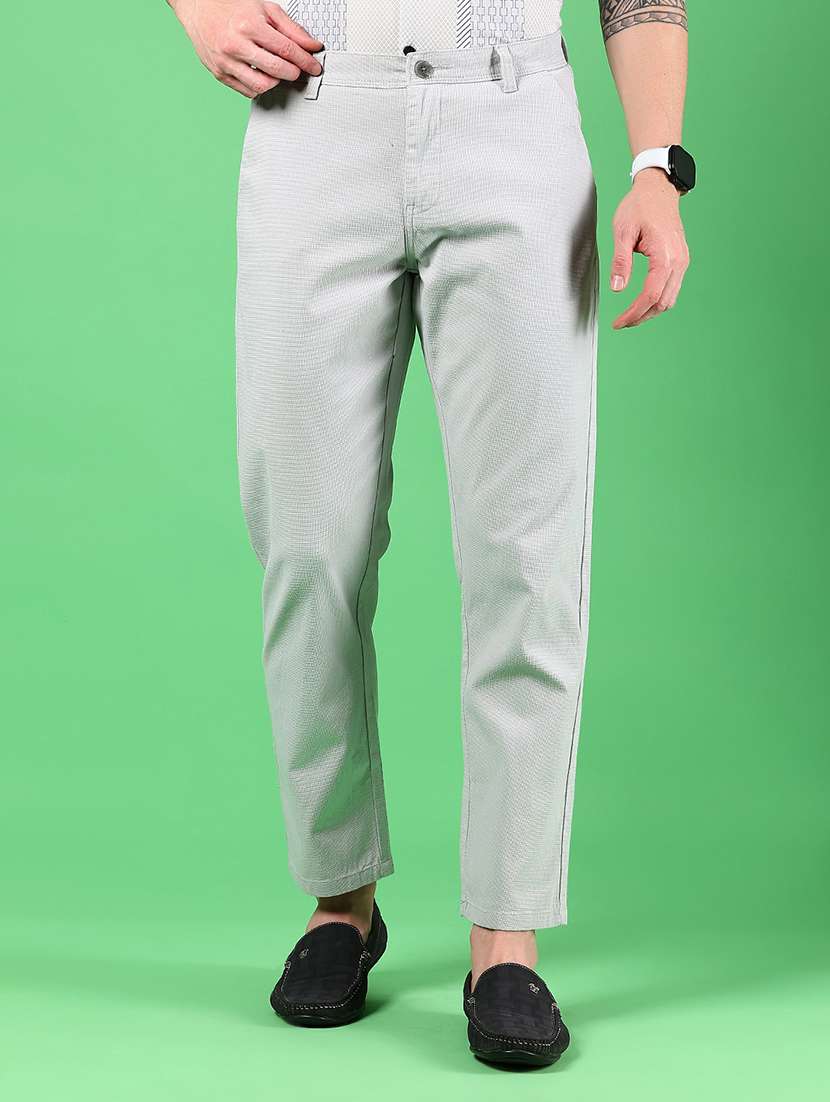 men solid mid rise regular fit chinos  - 21922889 -  Zoom Image - 0