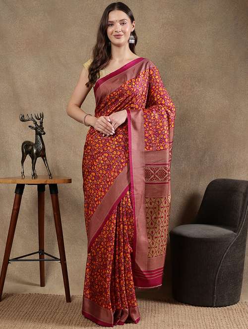 women printed casual wear saree with blouse - 21922925 - Standard Image - 0