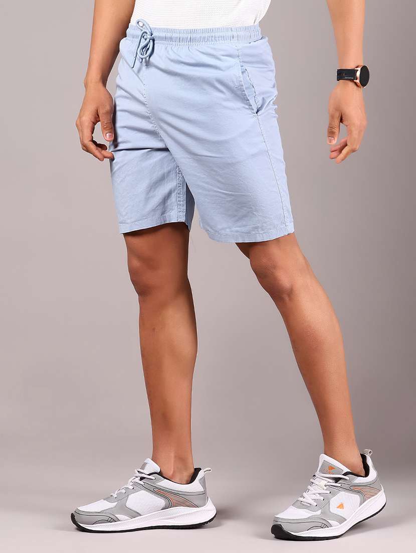 men solid mid rise regular shorts - 21923441 - Standard Image - 2