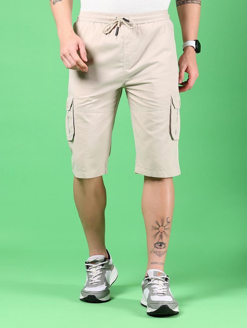 men beige solid mid rise cargo three - fourth - 21923598 -  Zoom Image - 0