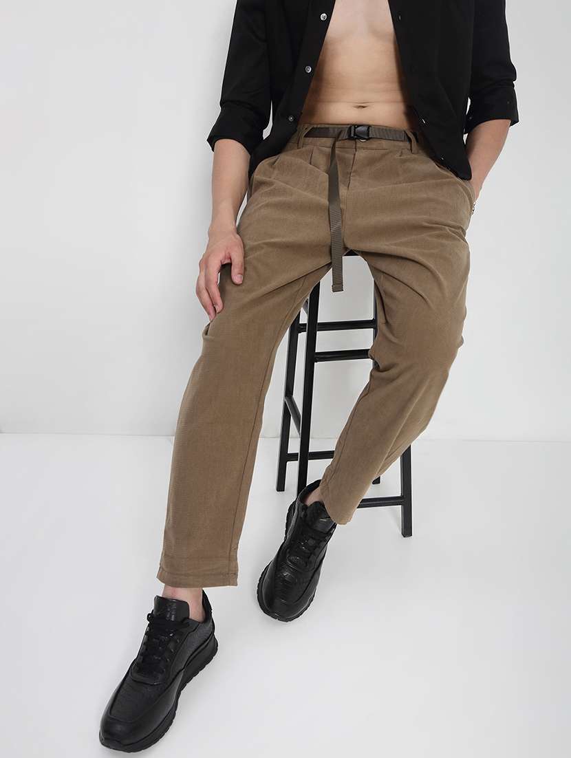 men solid mid rise regular fit casual trouser - 21923897 - Zoom Image - 0