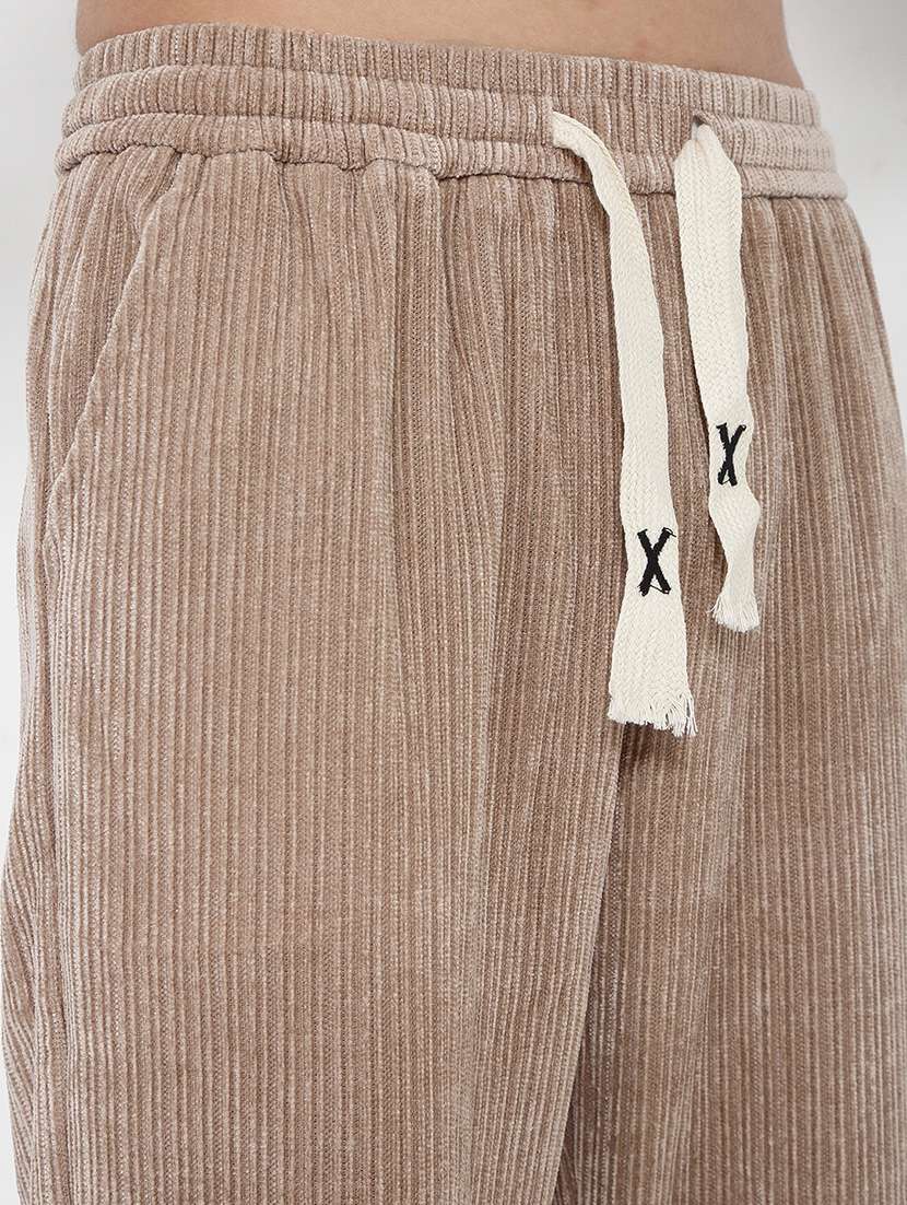 men solid mid rise regular fit corduory trouser - 21923899 - Standard Image - 2