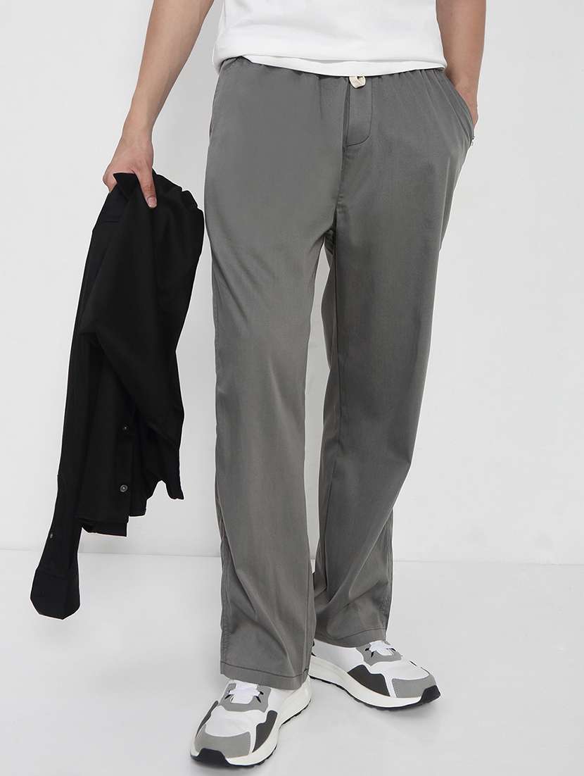 men solid mid rise casual trouser