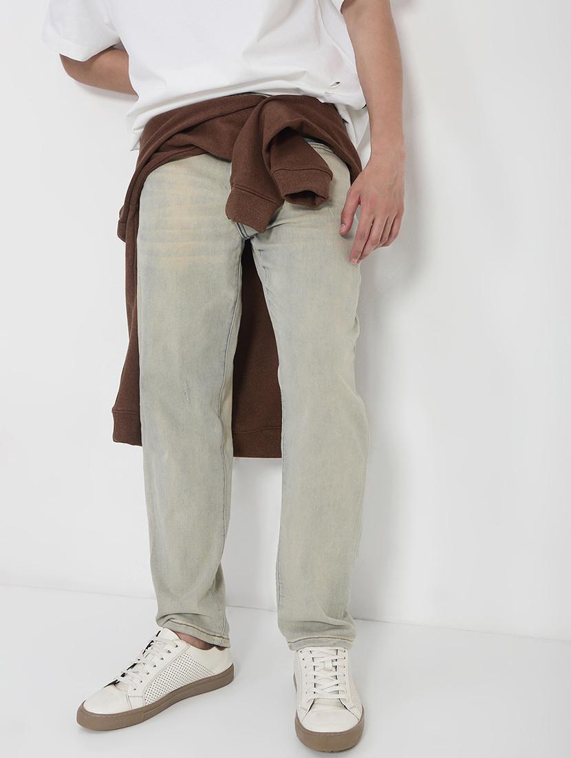 men solid mid rise straight fit jean - 21923947 -  Zoom Image - 0