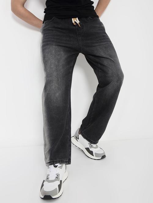 men solid mid rise straight fit jean - 21923954 - Standard Image - 0