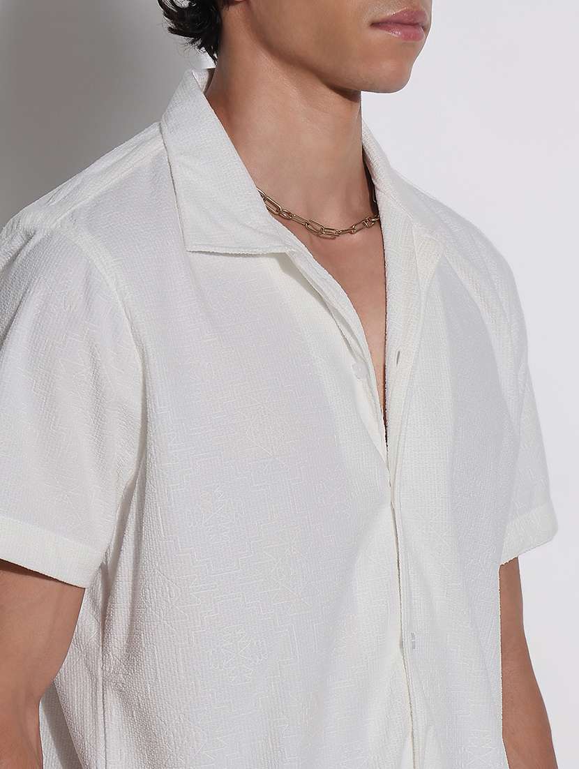 men textured cuban collar short sleeve loose fit shirt - 21923964 -  Standard Image - 2