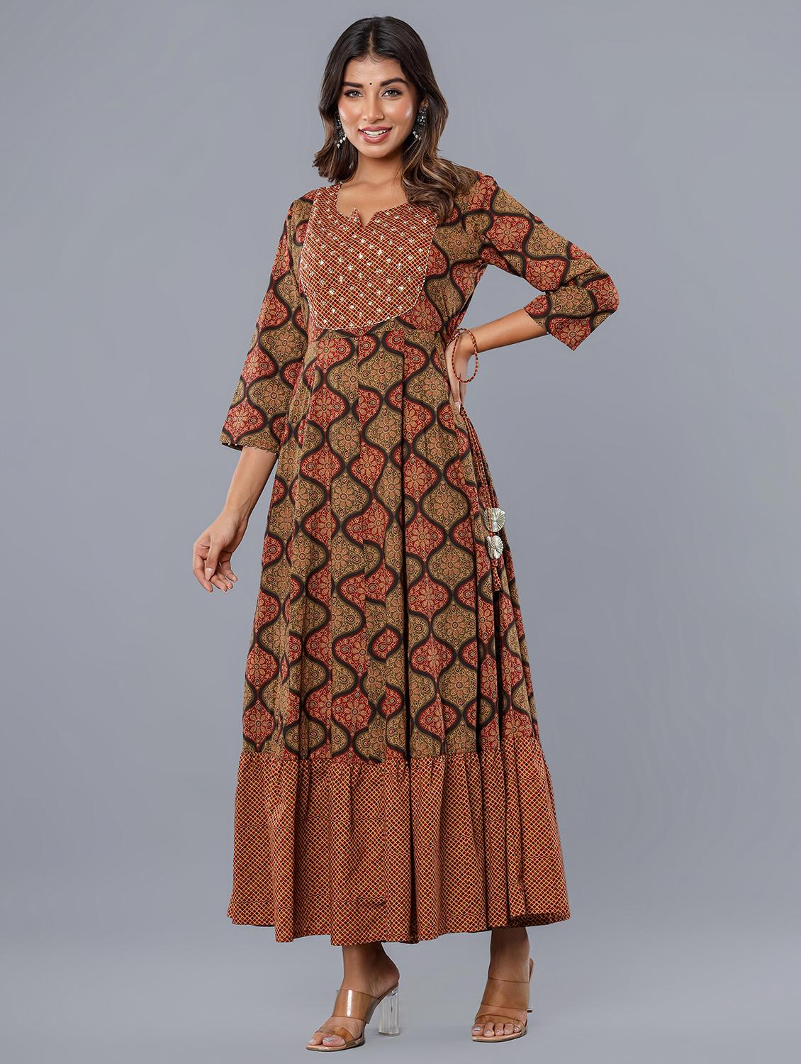 women three quarter sleeve ethnic dress - 21924933 - Standard Image - 2