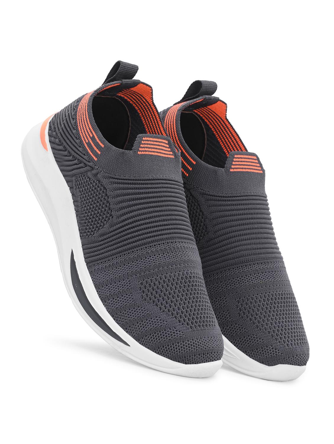 boys solid slip on sports shoe - 21925114 - Standard Image - 2