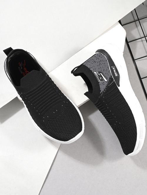 boys solid slip on sports shoe - 21925118 - Standard Image - 0