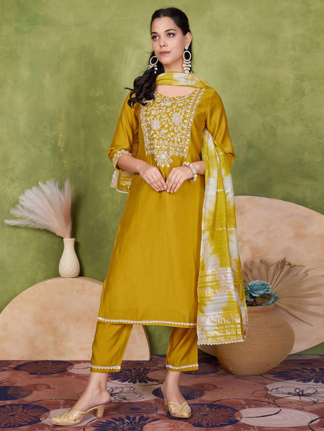 women three quarter sleeve kurta pant with dupatta set