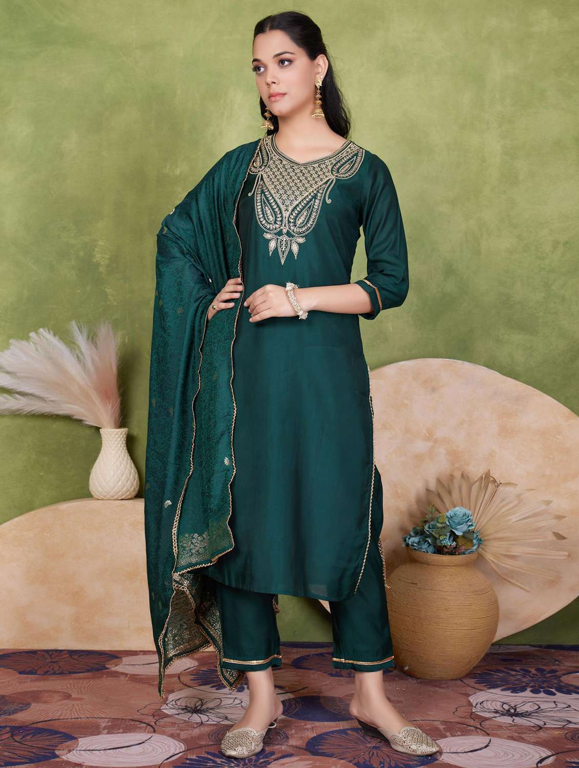 women three quarter sleeve kurta pant with dupatta set