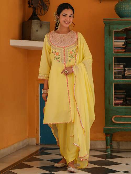 women three quarter sleeve anarkali kurta pant with dupatta set - 21925610 -  Standard Image - 0